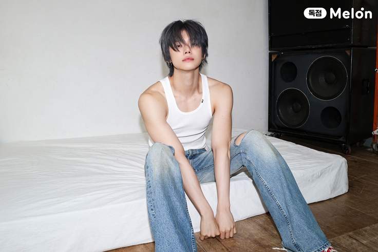 TXTintl_twt's tweet photo. YEONJUN's 'NO LABELS: PART 01' MelOn Exclusive Behind-the-scenes cut

📎https://t.co/T2mUxv4zNw

TALK TO YOU OUT NOW 
#YeonjunNoLabelsOutNow
NO LABELS NOVEMBER 
#NOLABELS_PART01 https://t.co/gSgv2LiYEz
