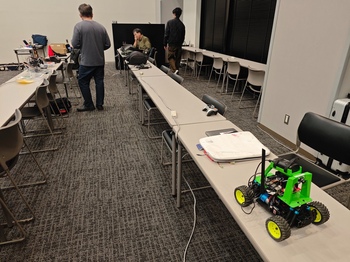 みな⭐︎ページ Vespa LX ミラー交換 | 黒井悟の黒いサトルノ