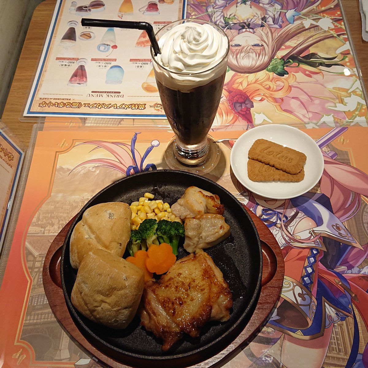 NEKO3_0101's tweet image. 大阪でのコラボカフェ開催ありがとうございました！
ゼラードさんとコピシュの食事美味しかったです🥰

ゼラードパネルを希望します