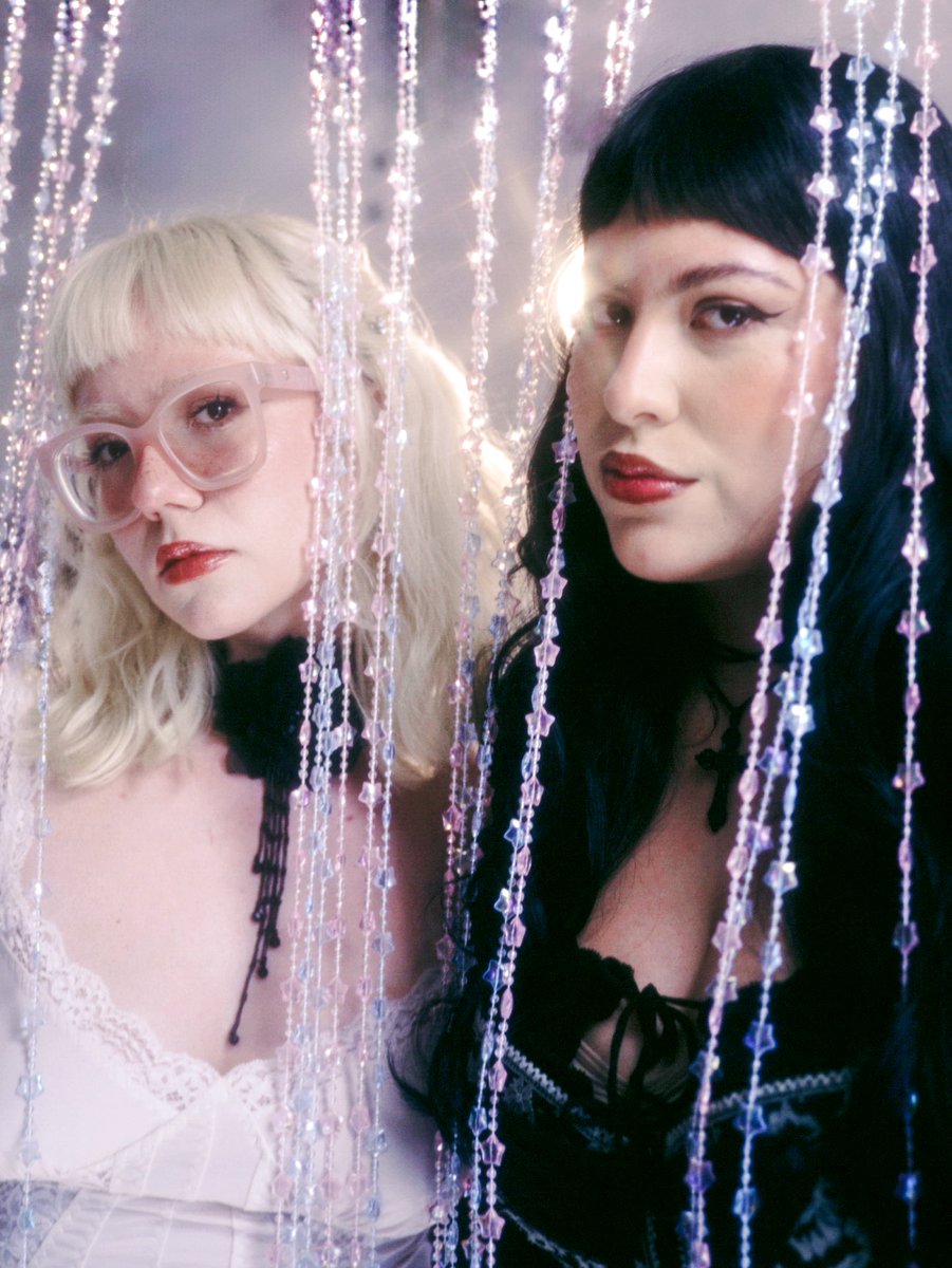The2Lips's tweet photo. “girl c’mon!” is a love letter 💌 to ourselves and everyone finding their way through their twenties ⋆.˚
the title is a reminder to pick yourself up, to keep going, even when life feels heavy or uncertain.
we <3 u guys, thank u for listening 2 us vent n letting us be girlz 🫶🏼 https://t.co/Kgwf8fcJpE