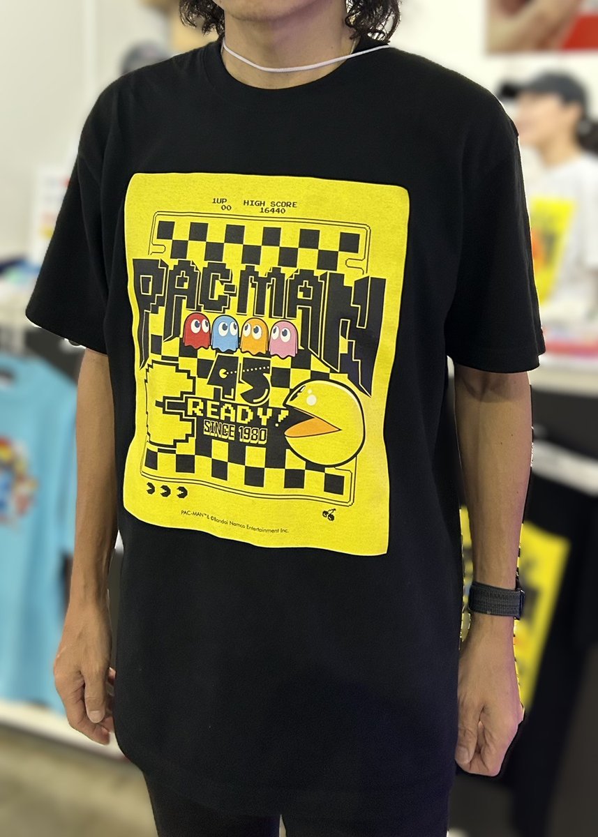 『パックマン45TH 　アニバーサリーTシャツ』

ブラック　ver　

S~XXXL まで。サイズが豊富！！

アニバーサリーイヤーの今年ならではのアイテムです👍

spiderweb.jp/s/41v

#PACMAN45TH 
#PacMan
