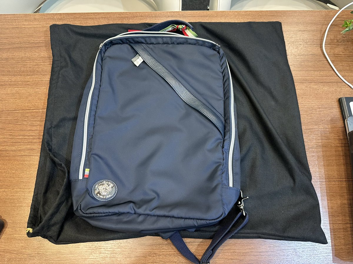sinraiya1007's tweet photo. オロビアンコのビジネスリュックをお買取りしました🎒
ビジネスバッグ・リュックも査定OK！
お気軽にどうぞ✨

#オロビアンコ #買取 #ビジネスバッグ #思来屋 #椎名町 https://t.co/Io1712gs89