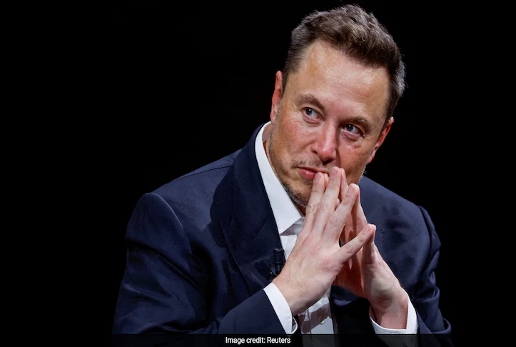 JUST IN: Tesla shareholders approve Elon Musk’s $1 trillion pay package. 🚀

Finally, a man who can afford Twitter Blue for the next 80 million years.