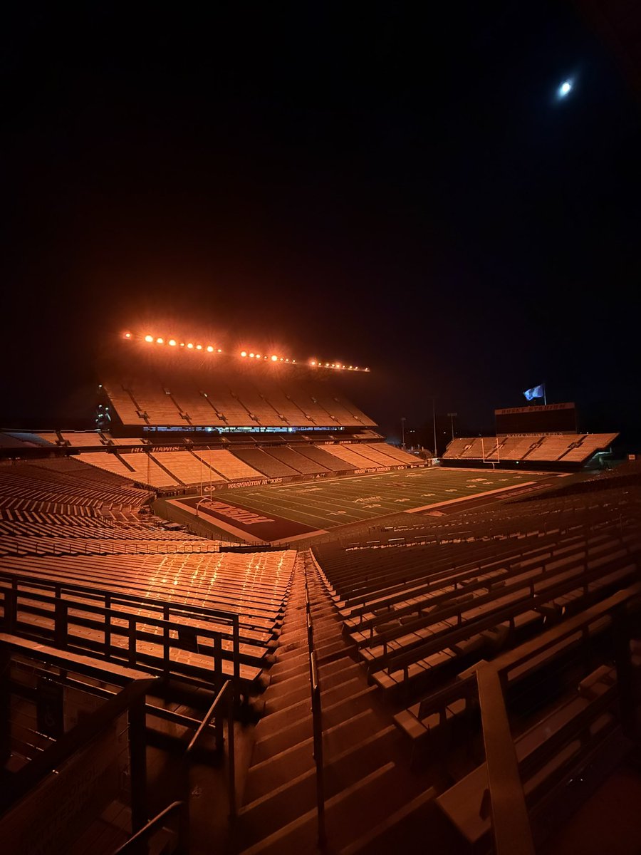 Husky Stadium (<a href="/GreatestSetting/">Husky Stadium</a>) lit up orange — the color for kidney cancer awareness — in honor of <a href="/UW_WSoccer/">Washington Women's Soccer</a> player Mia Hamant