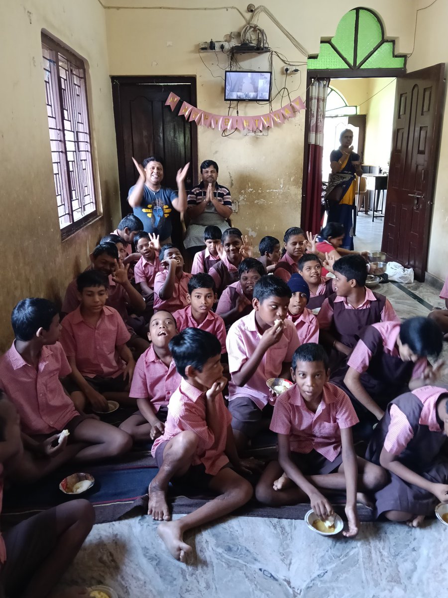 TheWishRout's tweet image. #love #SpreadingHappiness #biswajit #ServingHumanity