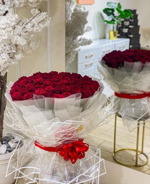 يأتي الصباح ويحمل معه نسمات معطرة وامنيات طيبة للجميع #صباح_الخير