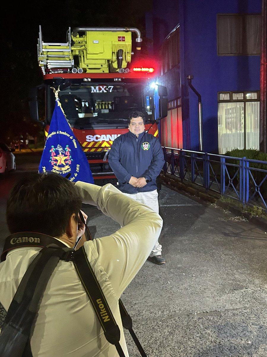 En los 55 años de la gran <a href="/SeptimaTemuco/">Bomberos 7ma Temuco</a> 🚒💨💨💨

Agua la 7 ! ! !
