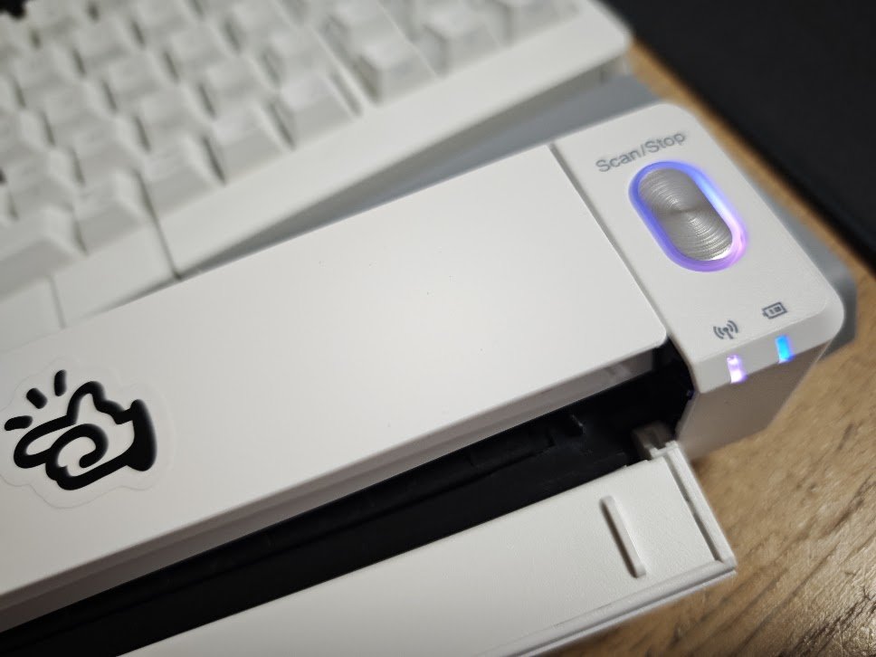 masakiishitani's tweet image. 私がScanSnapプレミアムアンバサダーということで、すでに発表されているiX110が先行でPFUから届いたので、早速セットアップ。やはり、このハンディサイズでUSB-Cで動くScanSnapは神としか！
#ScanSnap