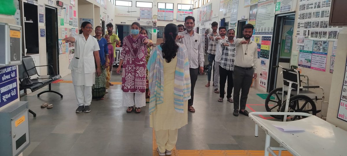 JamlaPhc's tweet photo. આજ રોજ પ્રા.આ.કેન્દ્ર -જામળા ખાતે 150 વર્ષ પૂર્ણ થયાની ઉજવણી કરવામાં આવેલ જેમાં શપથ લેવામાં આવેલ તેમજ રાષ્ટ્રગીત “વંદે માતરમ્" ગીત ગાવામાં આવેલ. https://t.co/07OBApAl27