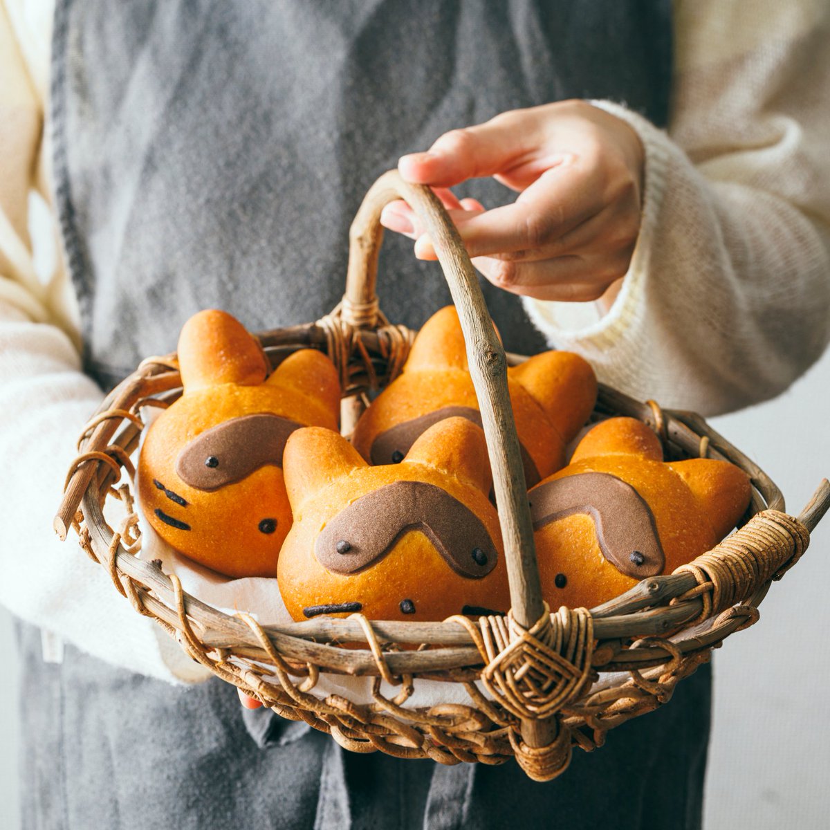 たぬき 21　824028 Różowe wysokie kozaki na słupku 24698 38 - 14139018321