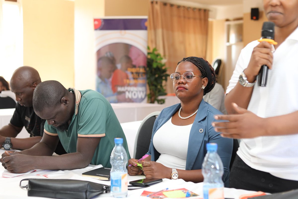 OAF_ug's tweet image. We are glad to be part of @OpenSpaceUganda's Peer to Peer Workshop under the Strengthening Youth Civic Participation project.

Centering  conversations around peace and election related violence.

What will you do to ensure peace in the on going electoral process?
#violencefree