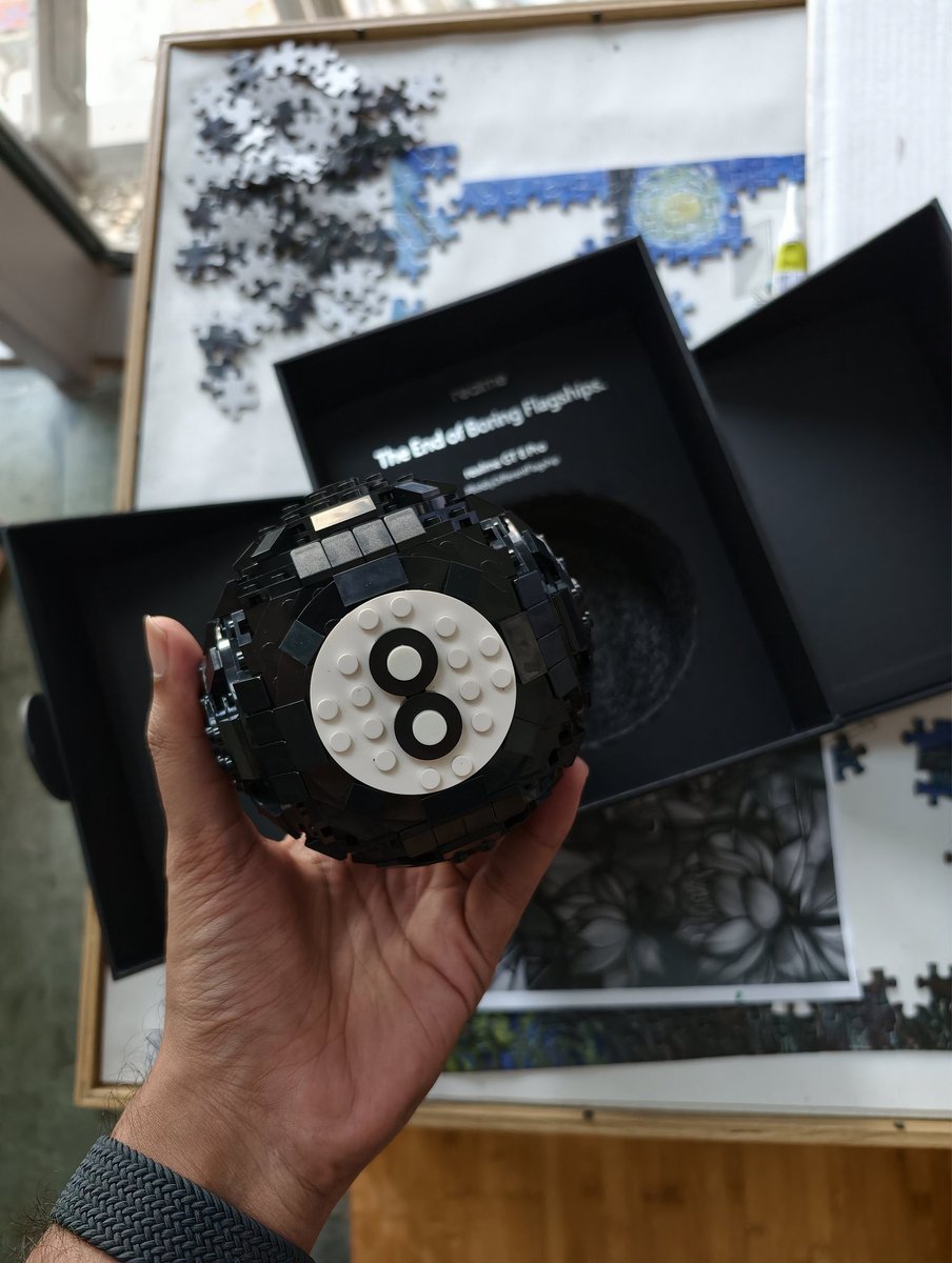 callmeshazzam's tweet image. Realme GT 8 Pro | Media Pack 
#ExploreBeyondDefinition #realmexRICOHGR #FirstSwitchableCameraBump
#realmeGT8Pro