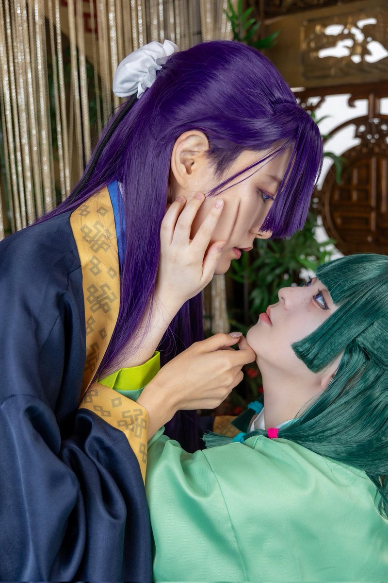 「COS」薬屋のひとりごと
ーーーーーーーーーーーーーーーーー

"君も毒を持っているのか？"

ーーーーーーーーーーーーーーーーー

猫猫:<a href="/u_sa_ma_ru_25/">兎桜丸🐇11/16閃華【東ヨ25a】</a>
壬氏:KaChina

写真:<a href="/nuuta911/">ぬーた@池ハロ通し参加！</a>