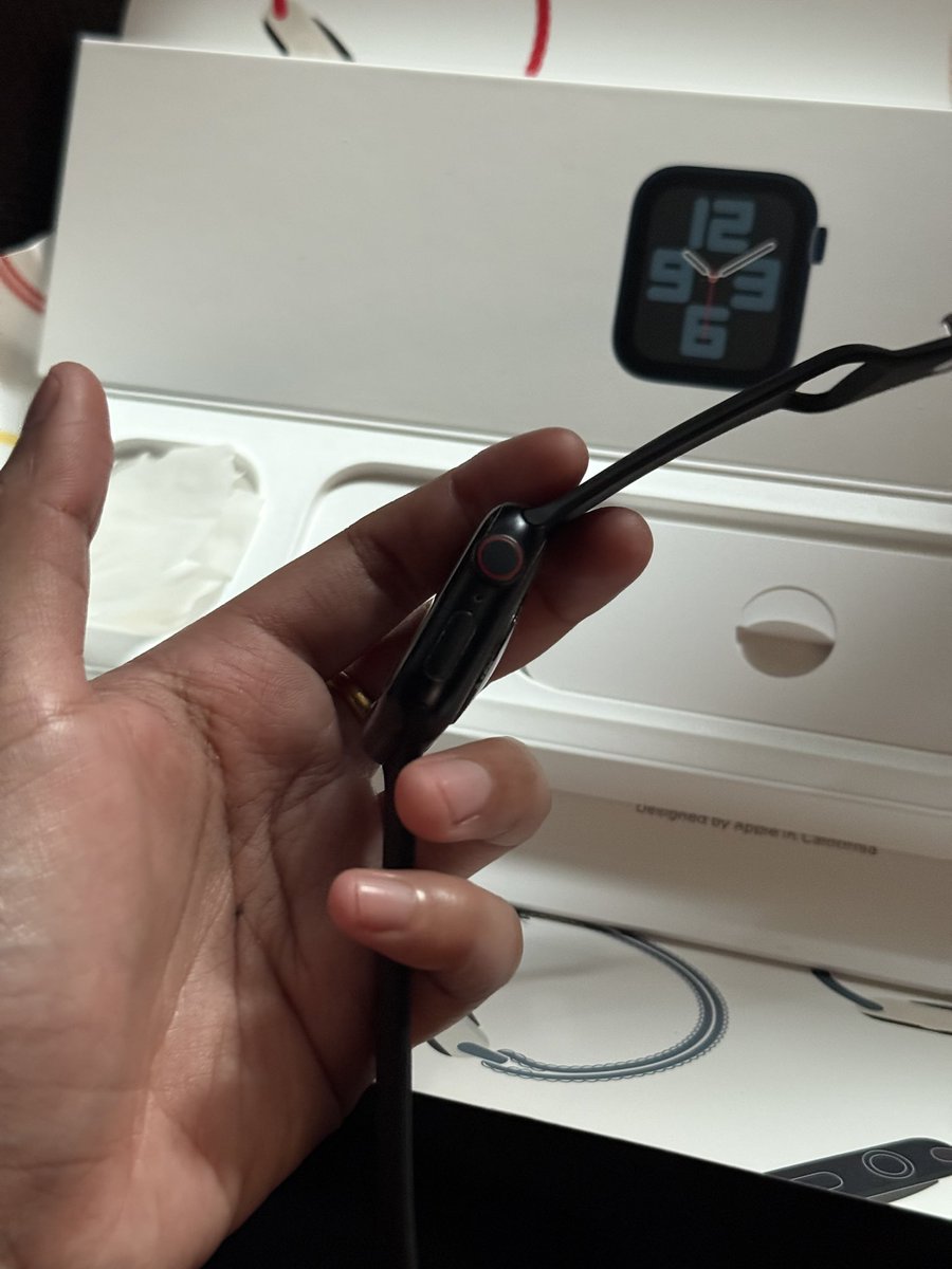 _slothshop_'s tweet photo. ขาย Apple watch SE2 40mm gps+cellular (ตัวเซลลูลาร์) 

สุขภาพแบต 88% 

3850 รวมส่งค่ะ

#ส่งต่อ #applewatchมือ2 #applewatchมือสอง #แอปเปิ้ลวอช #นาฬิกามือสอง #ส่งต่อapplewatch #appleth https://t.co/nRlDjU1MQK