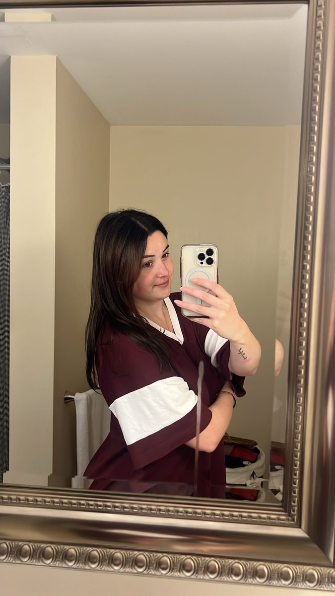 KaitlinKoot's tweet image. I don’t chase. I attract. What’s mine always finds me. 💅 #PowerMood #SelfMade #ConfidenceUnlocked