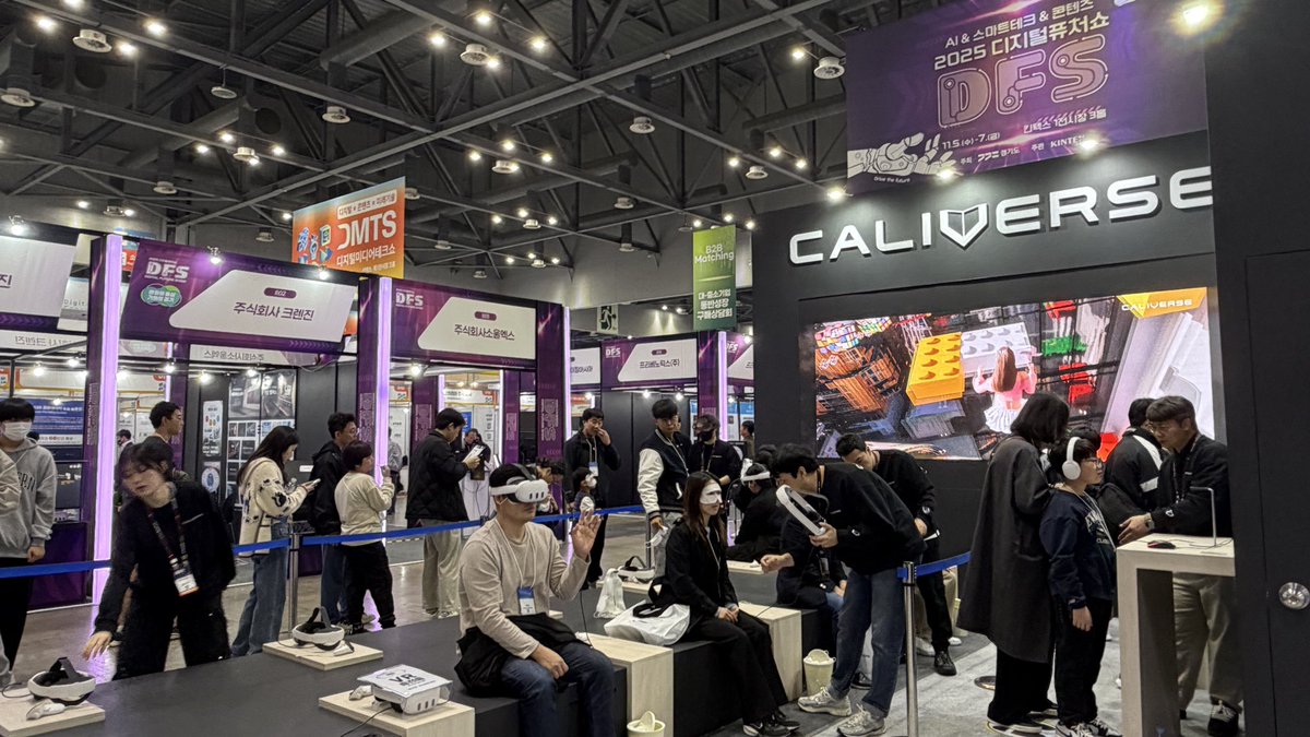 Caliverse_io's tweet photo. Last day at #DFS2025 💫
Thank you to everyone who visited the CALIVERSE booth!
See you again soon 👋

#CALIVERSE #DFS2025 https://t.co/4yiiygQTgY