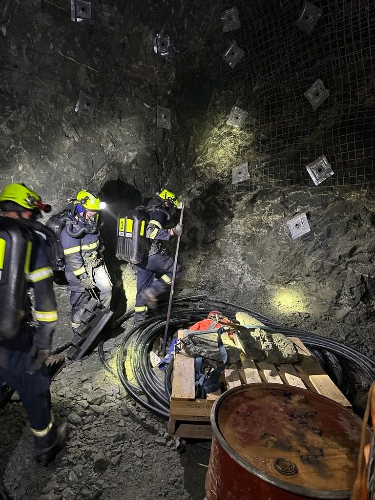 🏆 UNDERGROUND EMERGENCY RESPONSE COMPETITION 🏆

Thrilled to announce that our Leonora Ops ERT delivered an excellent performance at the recent CME WA UG Mine Emergency Response Competition held at Bullant underground mine. 

#umerc #emergencyresponse #ert #ASPIRE