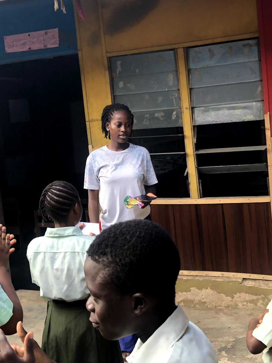 moyo_sore_05's tweet photo. Every conversation about the SDGs is a step toward a more sustainable world ๐
Grateful for the opportunity to inspire primary and secondary school pupils to see themselves as global citizens ready to make a difference. ๐ซ
#sdgs
#sdsncohort7
#ownaschoolproject https://t.co/DNc2outq26