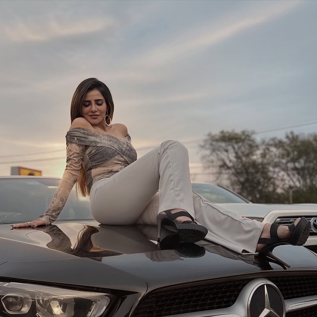 G5Ifh21bIAIfHHe?format=jpg&name=medium