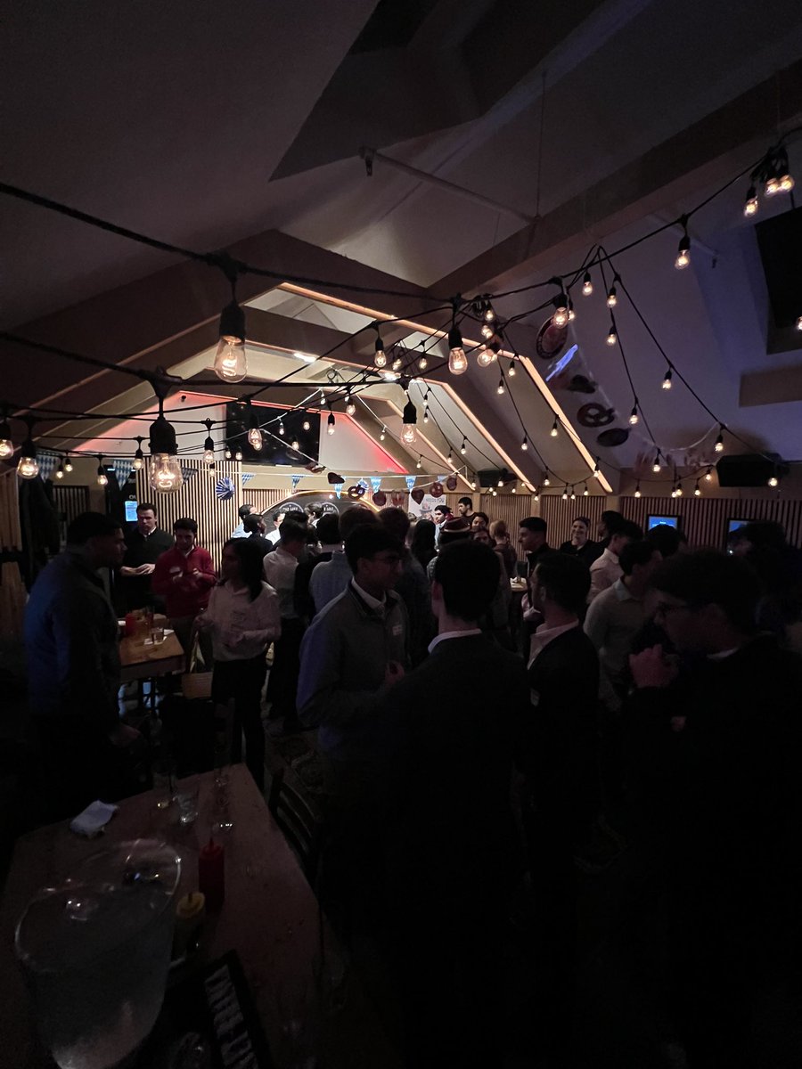 50FiveBC's tweet image. We just wrapped an Oktoberfest-themed alumni event at @PubKey. Huge thanks to everyone who made it a blast!

We know how to run events 🤫