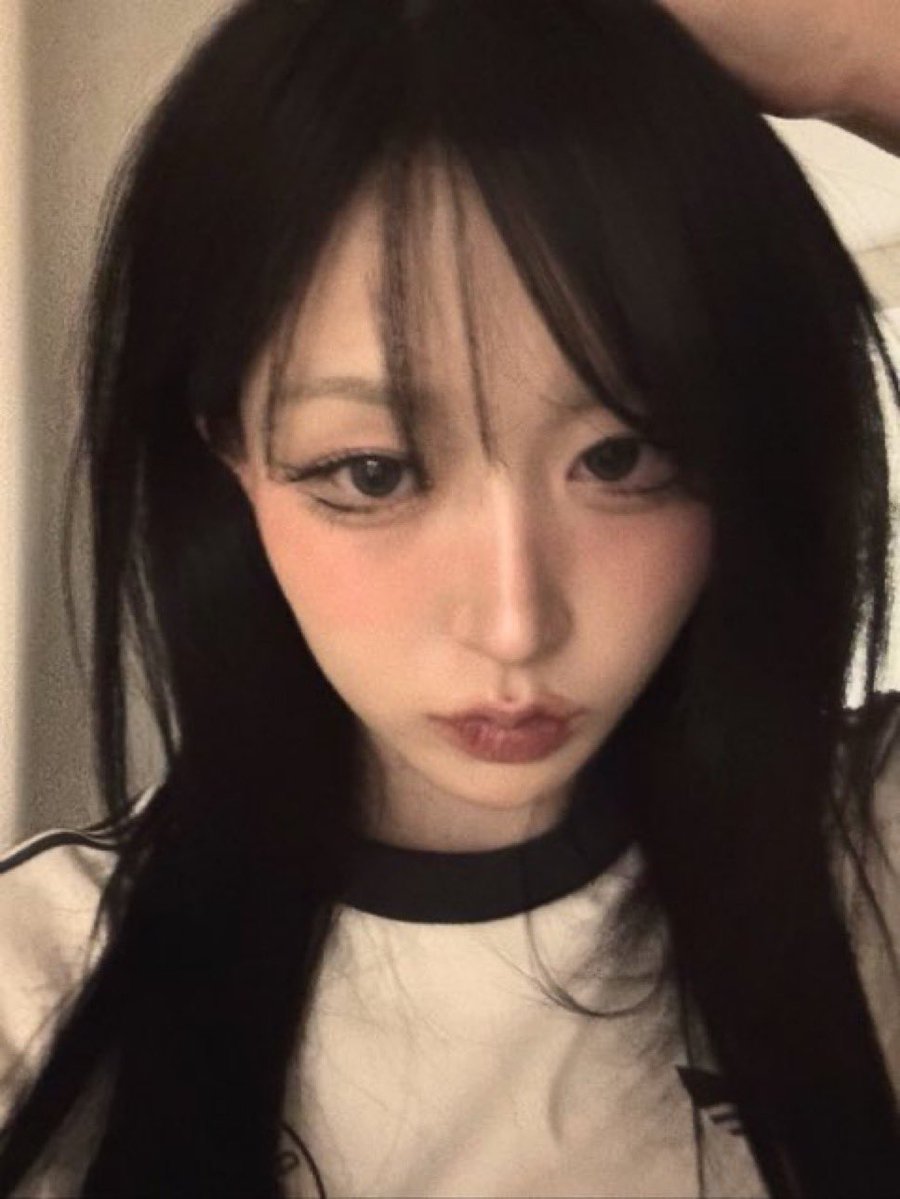 haewon plzzz we need more of u in this makeup