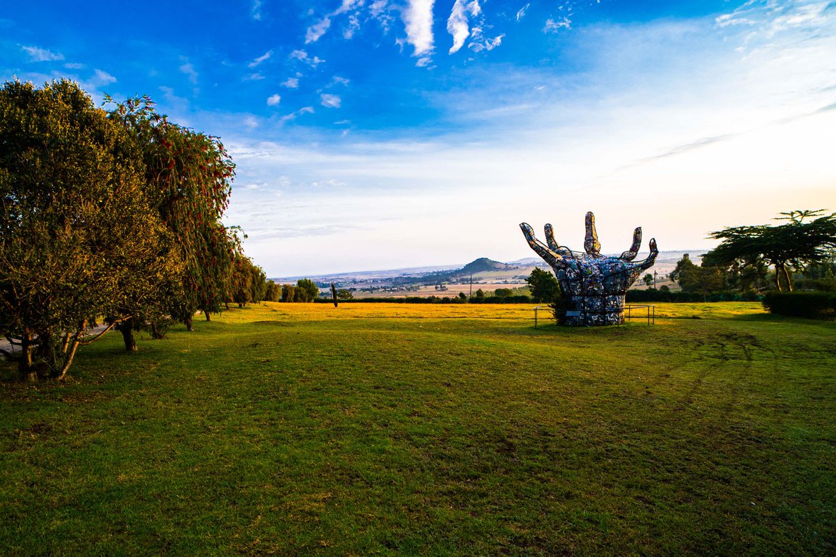 dreimdigital's tweet photo. Once upon a DREAM! ✨ 

Breathtaking landscape views at @tafariacastle

#dreimdigital #photography https://t.co/zR65QhHeQA