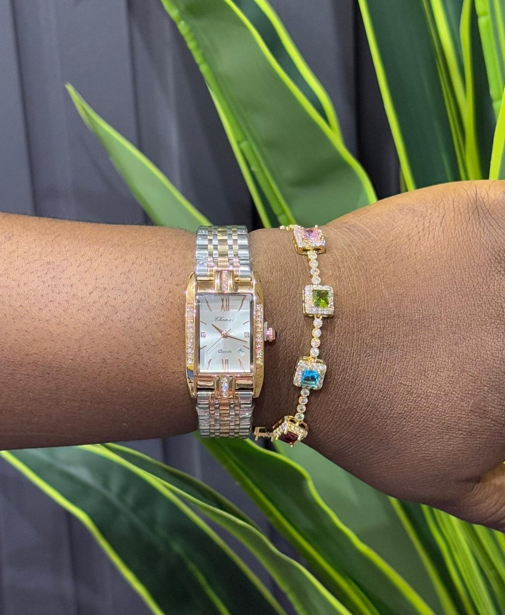 Quality graded feminine timepiece&amp;bracelet🔥

Comes fully boxed with a carrier bag 

40k
📍LAGOS/PH

send a dm to cop or use link in bio to reach on WhatsApp.
Delivery nationwide‼️

Please kindly rt