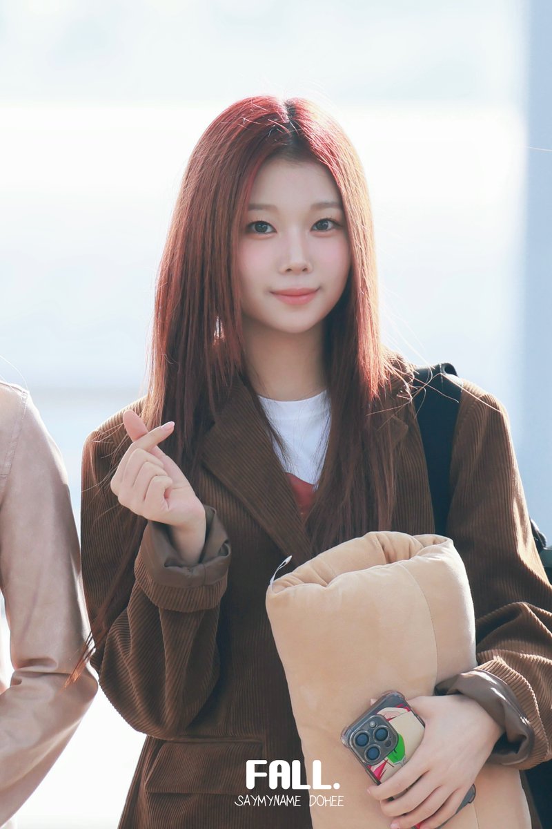 dohee_fall's tweet photo. 251107 🤎

#도희 #Dohee
#세이마이네임 #SMN 
#SAYMYNAME https://t.co/Jpi0WSrAEA