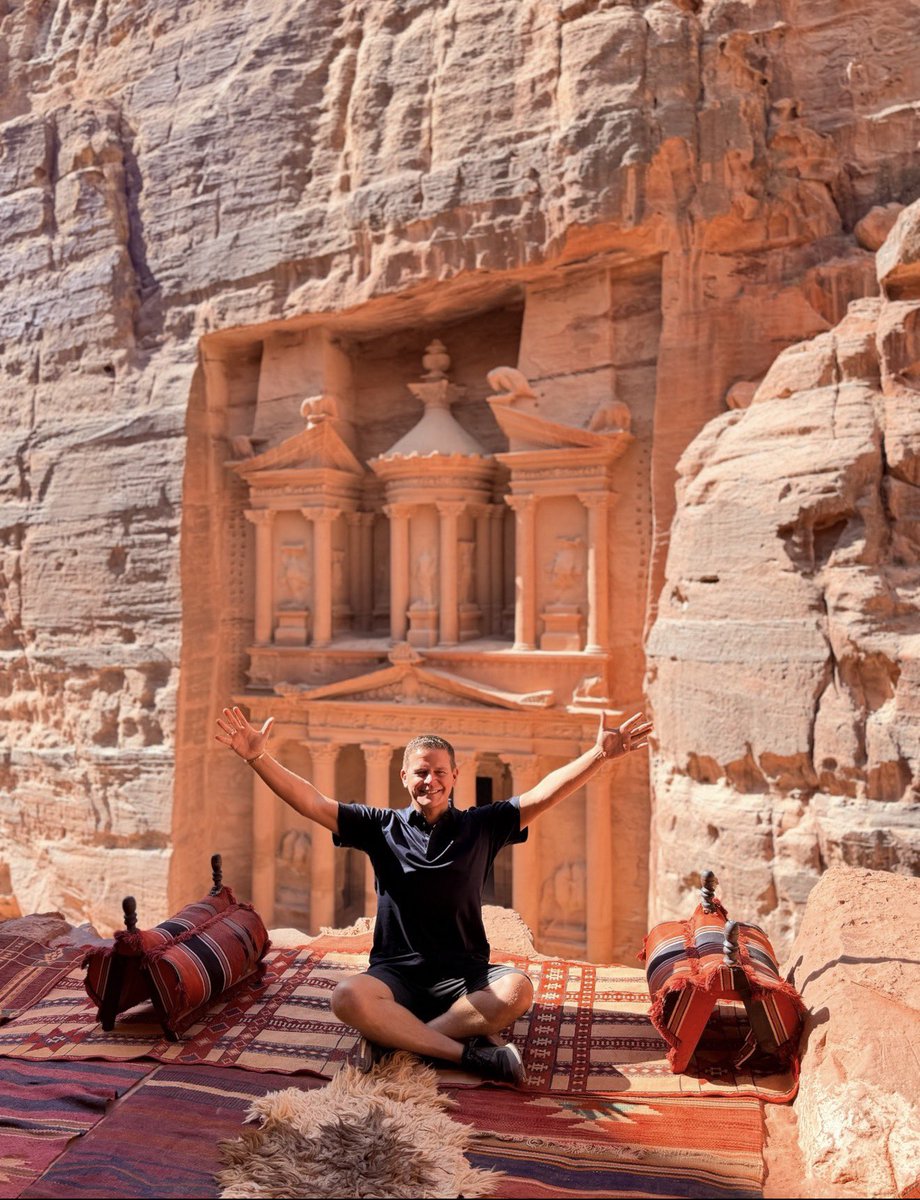 Andrew/Andy Parker tweet media