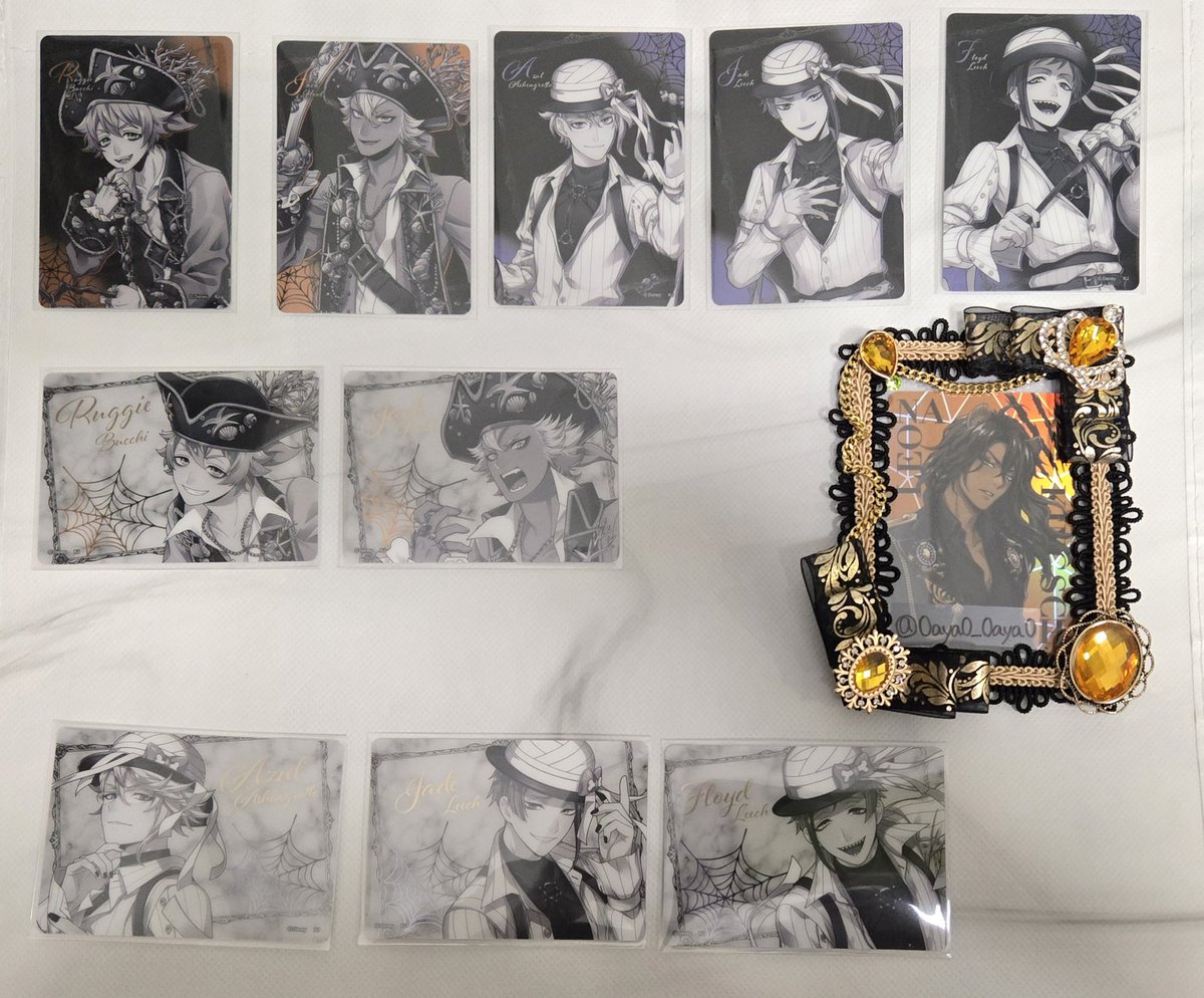 0aya0_0aya0's tweet image. ツイ ステ 交換 ツイステ Picharm トレーディングクリアカード ピクチャーム ツイステッドワンダーランド クリアカード

譲→写真1/2/3/4

求→同種 レオナ

郵送希望

☆キャラごと纏めて交換優先

よろしくお願いいたします。