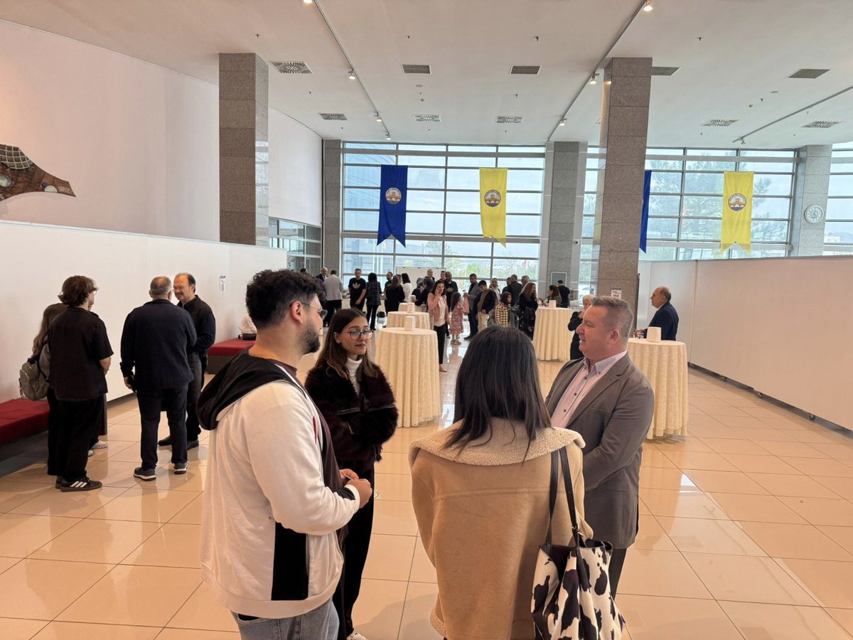 22. GELENEKSEL KİMYA BÖLÜMÜ MEZUNLAR GÜNÜ GERÇEKLEŞTİRİLDİ

Trakya Üniversitesi Fen Fakültesi Kimya Bölümü tarafından geleneksel olarak düzenlenen “Kimya Bölümü Mezunlar Günü” etkinliğinin 22’ncisi, Balkan Kongre Merkezi’nde gerçekleştirildi. 

Program, 2005 mezunları adına