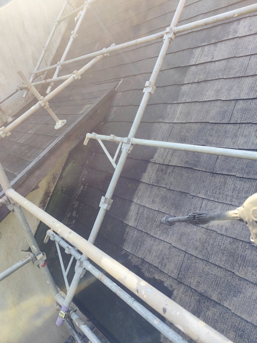 amagilog's tweet image. 今日は屋根の清掃頑張った！
まだ結構残ってるけどがんばります💪