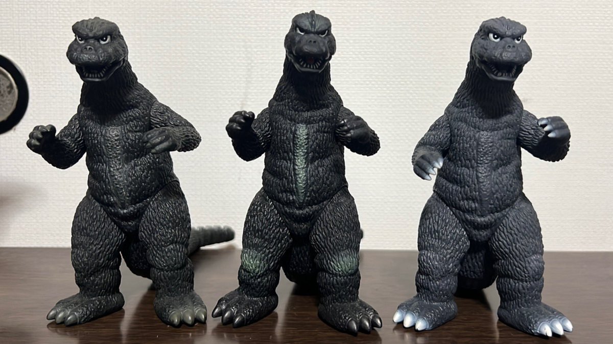 おサルさん 某赤い猿と化したダーティーせんちゃん on X