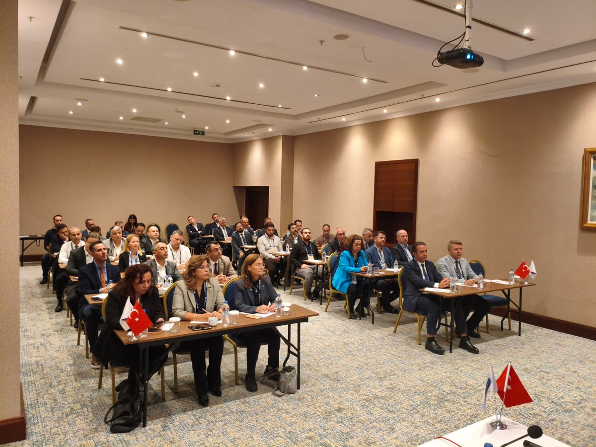 🟦 Oda Yönetim Kurulu ve Şube Yönetim Kurulları Başkanları Ortak Toplantısı Gerçekleştirildi
📍  TMMOB İnşaat Mühendisleri Odası Yönetim Kurulu ve Şube Yönetim Kurulları Başkanları 3. Ortak Toplantısı, 6 Kasım 2025 tarihinde, Kocaeli`nde gerçekleştirildi.📅