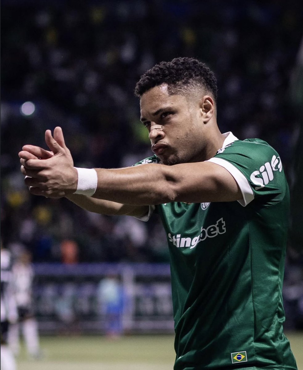 vitorroque_VR's tweet photo. Obrigado meu Deus por tudo, muito feliz pela vitória e pelos gols!! 💚🐷 https://t.co/ZocirLjJ9h