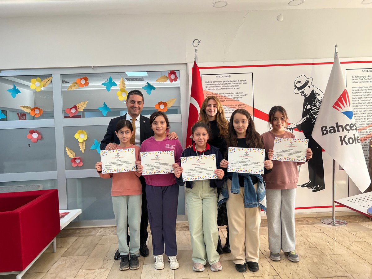 📚👏Ekim ayı boyunca en fazla kitabı okuyarak “Kitap Kurdu” seçilen öğrencilerimizi tebrik ediyoruz!