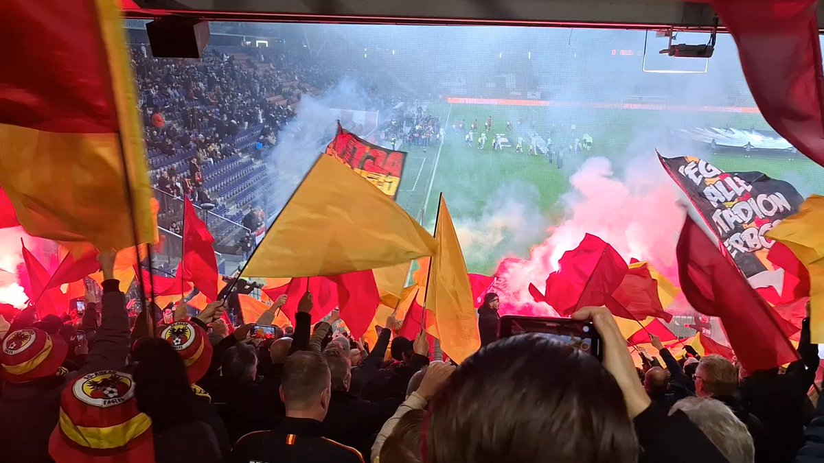 Wat een mooie trip. Genoten met elkaar. Salzburg kleurde rood-geel. Jammer dat we geen punt(en) meenemen. Bedankt rood-gelen voor deze onvergetelijke awayday! Op naar zondag, #GAEfey! #salGAE #kowet #rbsGAE