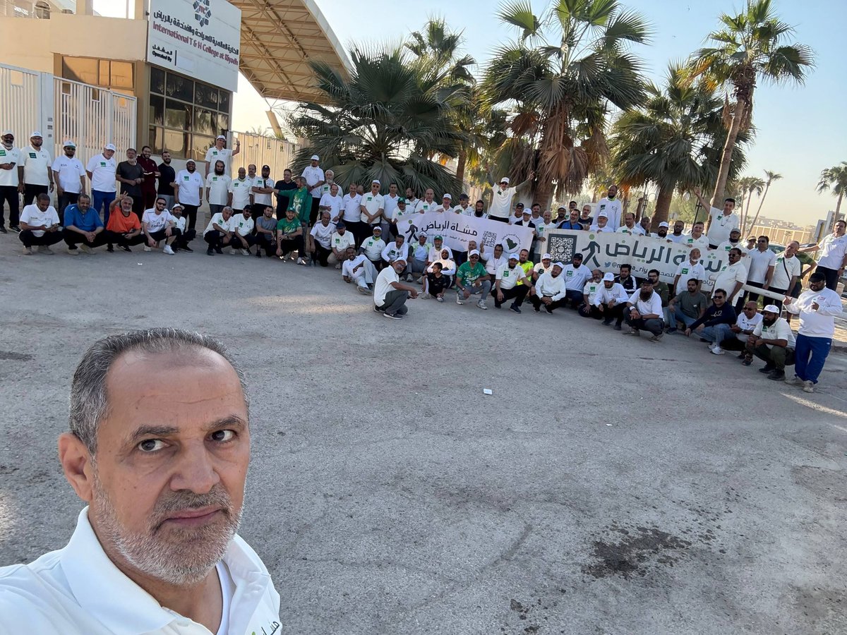 musha_riy's tweet photo. بانطلاقتكم تنطلق السعادة والسرور والفائدة والسياحة في عقول الحاضرين فمجتمع واعٍ وكتب مفتوحة يقدمون خلاصة تجاربهم وخبراتهم من خلال أحاديث المشي ولله الحمد . https://t.co/XDSzFp2ON8