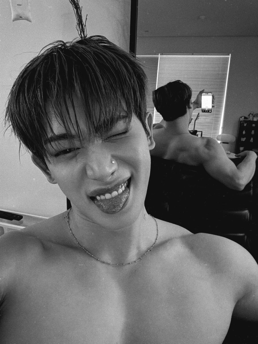 youp_puoy's tweet image. 미치게하심 ㅠㅠ..