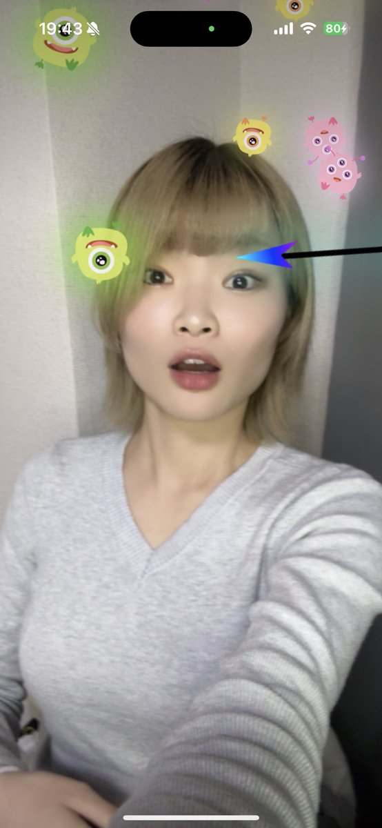 mugi_kithune's tweet photo. 昨日の配信！！
たくさんのギフトありがとう🥲
初めて見るギフトも、なんか懐かしいギフトもありがとう🦊✨

そして、すっぴんみたい人ギフトありがとう🤣 https://t.co/vBNpDWvvMs