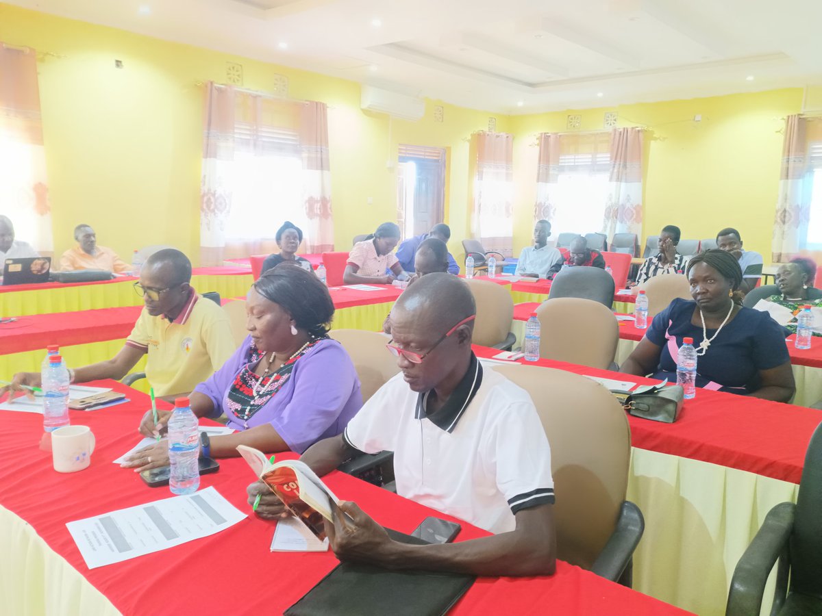 LandActions's tweet photo. In partnership with #KIOSFoundation , we recently convened 30 community CLMCs representatives from Turkana South to discuss trends, challenges &amp; strategies for securing tenure rights. Together we can make a difference!
@EUinKenya
@CSONetwork 
@InformAction_KE 
#HakiNiYetu https://t.co/An2tflOsI8