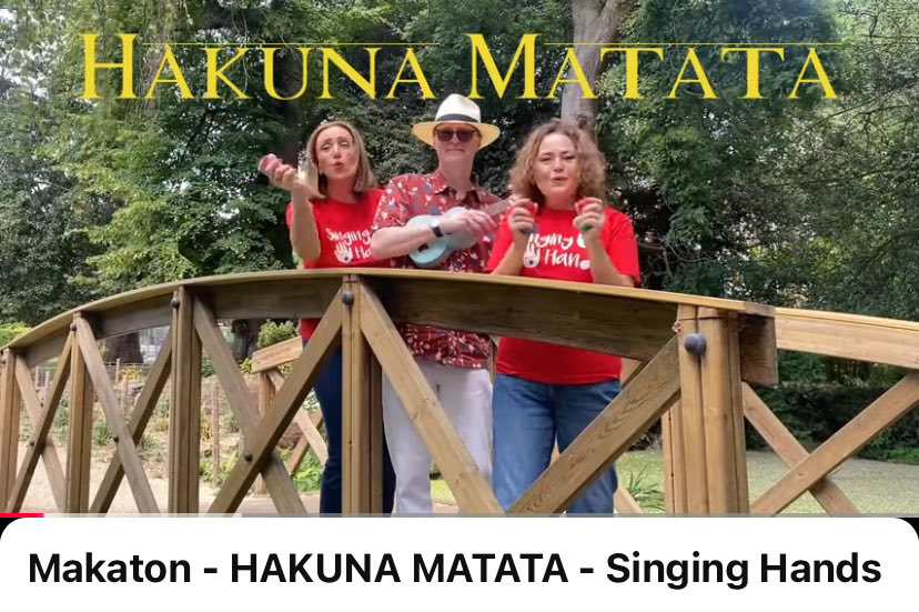 youtu.be/b9vH3o_UzBc?fe…

We love songs about emotions - and here’s a classic from Lion 🦁 King where we use the signs for no + worry but in Swahili ♥️

With huge thanks to our pal Terry <a href="/PlayTheUke/">PlayTheUke</a> who agreed to come &amp; join us in the park with our kazoos 🎸 🎵 #makaton #disney