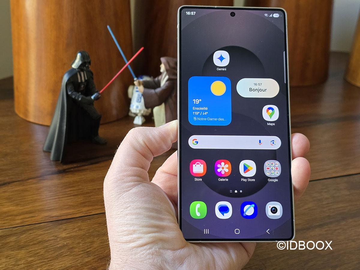 IziBook's tweet image. #NewsTech #GalaxyS26Ultra L’appareil photo du Galaxy S26 Ultra se confirme et se n’est pas un bonne nouvelle: Jour après jour, le Galaxy S26 Ultra continue de se dévoiler. Après de nombreuses hésitations, la composition de son appareil photo se… dlvr.it/TP788v @IDBOOX