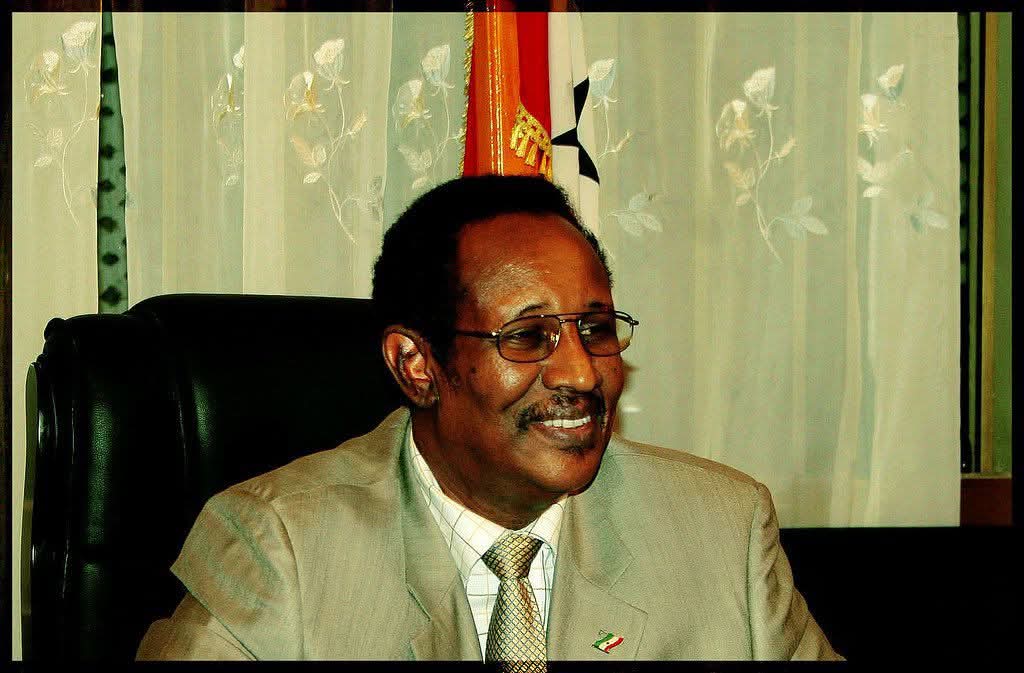 H.E DAAHIR RIYAALE KAAHIN 🫡♥️