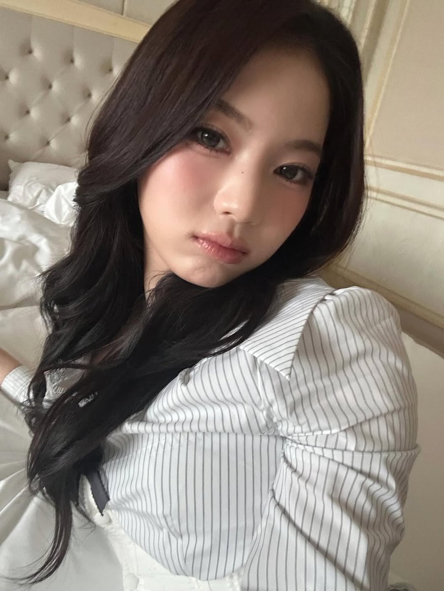 flouwrisst's tweet photo. ᅠᅠ
ᅠᅠ
H-hai.... *gugup*
ᅠᅠ
ᅠᅠ https://t.co/7BDkF5YeSl