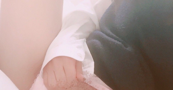 lynda10074's tweet photo. あんまり高いブランドとか手が届かないから安っぽい服ばっか着ててごめんなさい https://t.co/Aumyql7xm2