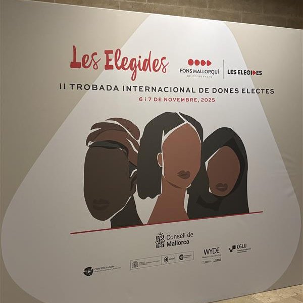 ➕ 1⃣4⃣0⃣ women leaders from 1⃣0⃣ countries are meeting in Palma de Mallorca 🇪🇸 at the 2nd “Les Elegides” conference to strengthen female political participation at the local level and advance towards an inclusive &amp; feminist democracy

🟣Our colleague Rocío Ballesta Orta is there