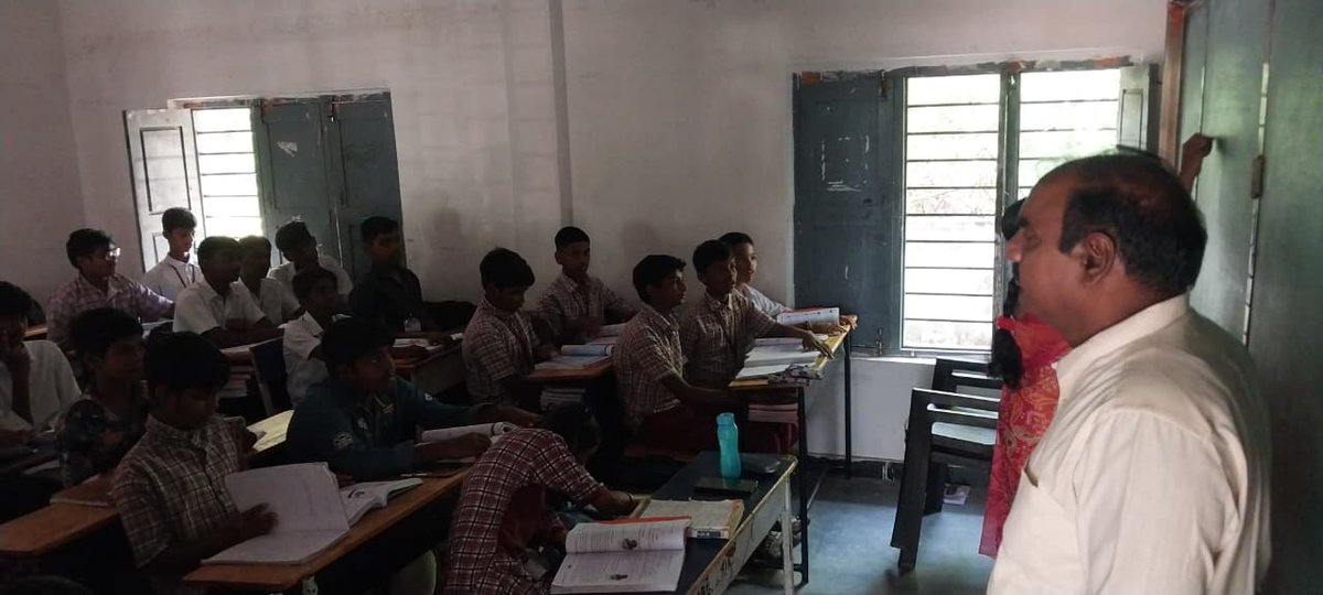 DistEdu_RR's tweet photo. On 07.11.2025, an inspection was conducted at Zilla Parishad High School, Kongara Kalan, located in Ibrahimpatnam Mandal of Ranga Reddy District, to review the academic performance, assess the infrastructure facilities, and evaluate the overall functioning of the school. https://t.co/DEHe25DSiJ