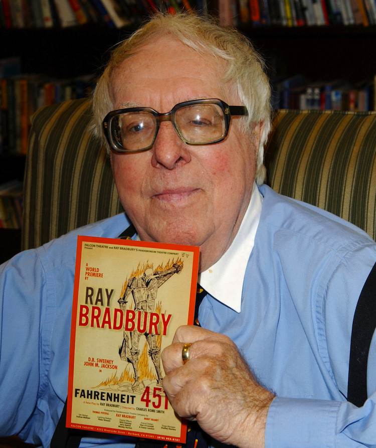 GustavoAdolf_'s tweet image. &quot;Cuando te mueras, todo el mundo debe dejar algo detrás, decía mi abuelo. Un hijo, un libro, un cuadro, una casa, una pared levantada o un par de zapatos. O un jardín plantado. Algo que tu mano tocará de un modo especial, de modo que tu alma tenga algún sitio adonde ir cuando tú…