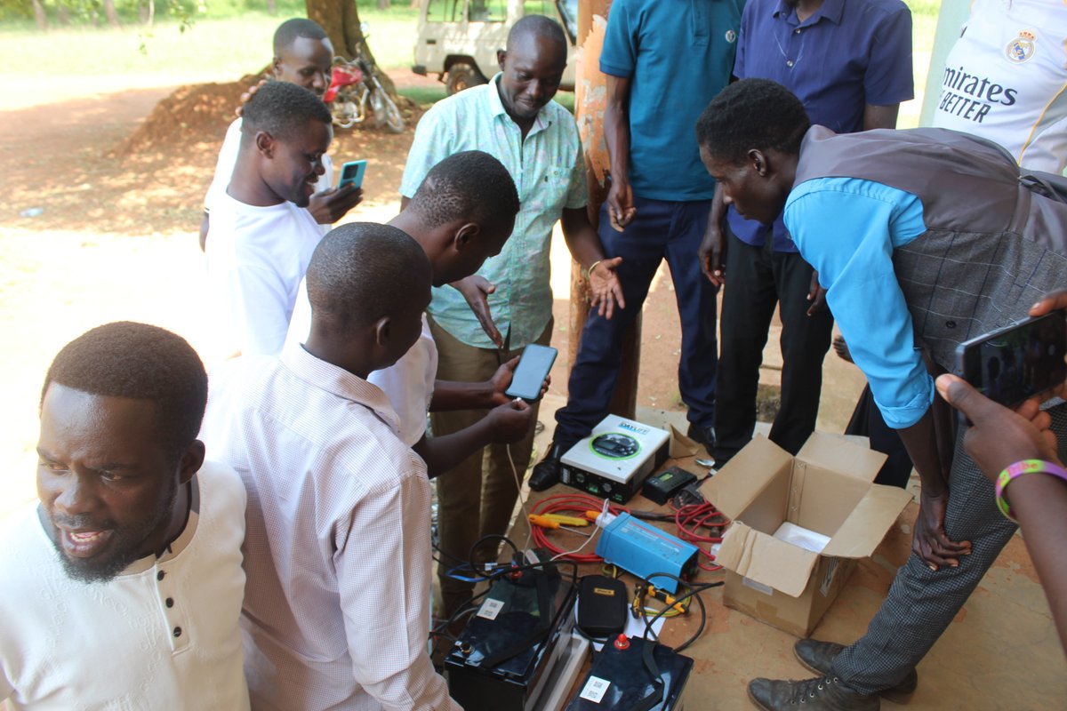 ISOC_Foundation's tweet image. ✨Grantee Highlight✨  

🇺🇬 Strengthening Rural Connectivity in Northern Uganda 

🌍 In a region where only 17% of the rural population has consistent Internet access, and where power fluctuations, environmental challenges, and limited technical support often disrupt service,…